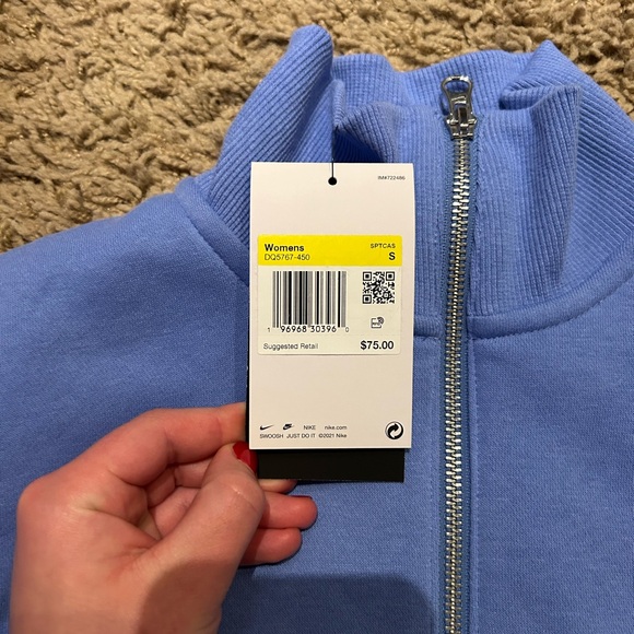 Blue cropped Nike sweatshirt, never worn - Picture 3 of 4